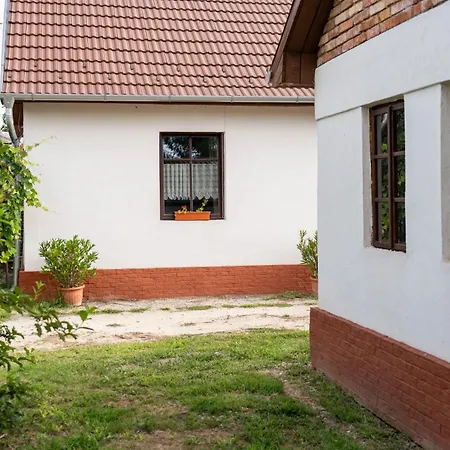 Apartament Patakparty Lak *